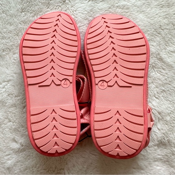 NEW!!! All in Motion girls sandals size 4 US - Picture 2 of 2
